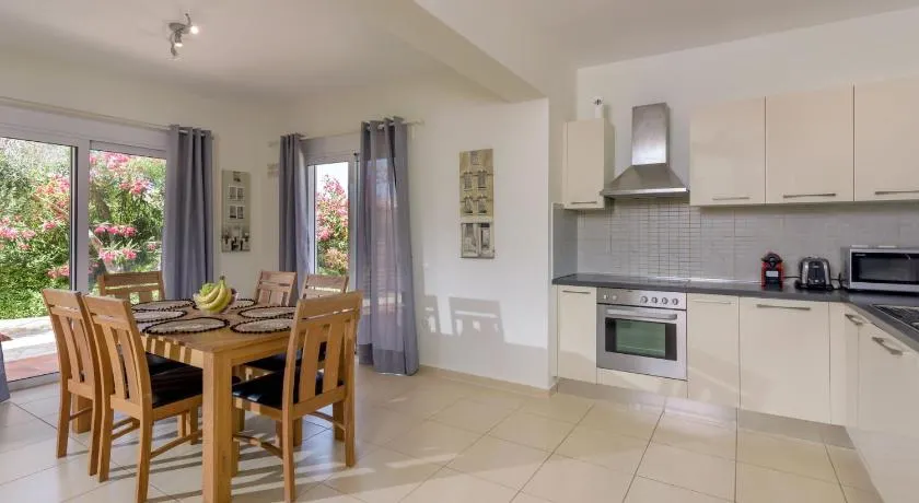 Aloni Grove Retreat - Image 1