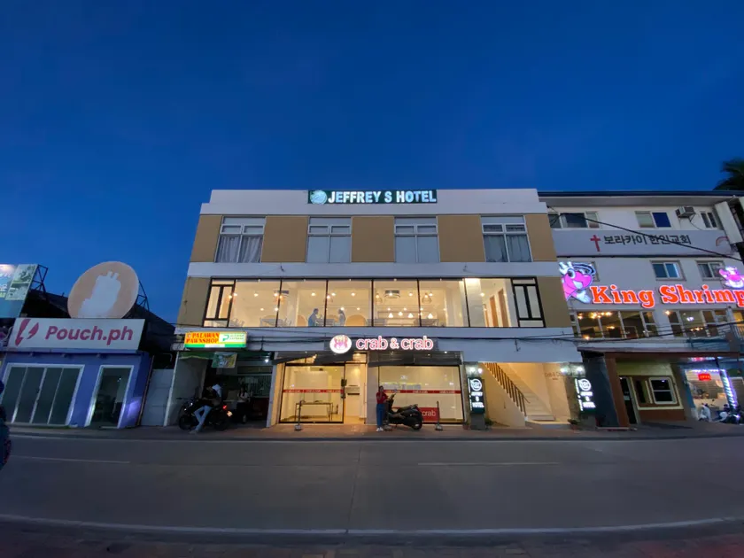 Jeffrey S Hotel - Image 1