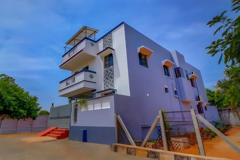 Paradise Home Stay Pondicherry Luxury Stay with Private Swimming Pool - Image 1