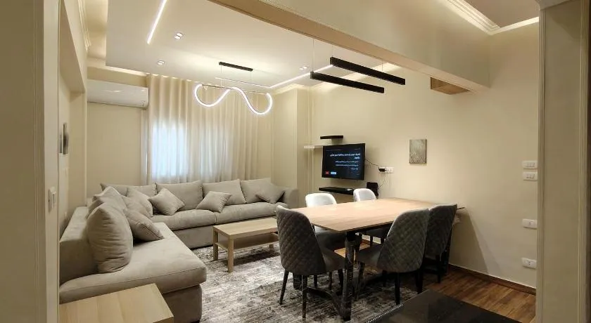 الزمالك شقة فندقية فاخرة -Zamalek Luxury Furnished apartment - Image 1