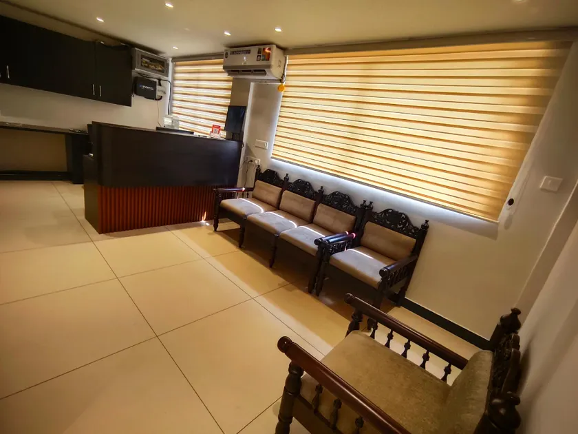 IVY RESIDENCY - Image 1