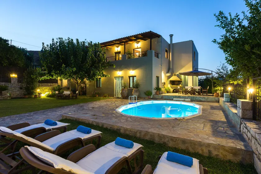 Rural Spacious Villa with Pool at Central Crete - Image 1