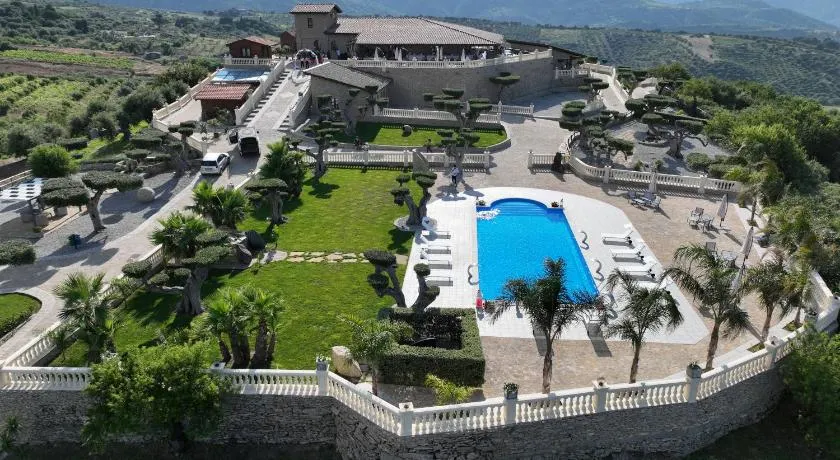 Tenuta Pietravera - Image 1