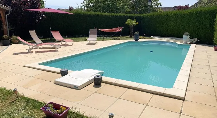 Villa élégante à Omerville avec piscine privée - Image 1