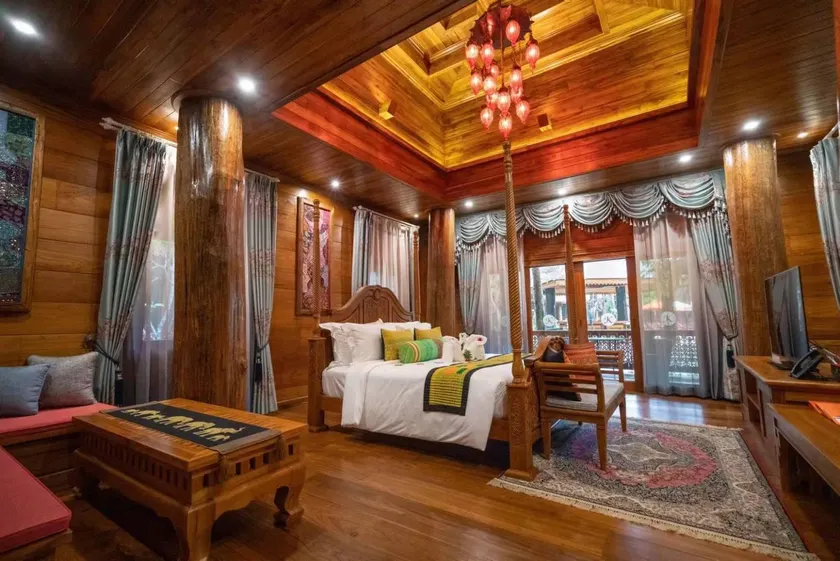 Khumwangnuea Villa - Image 1