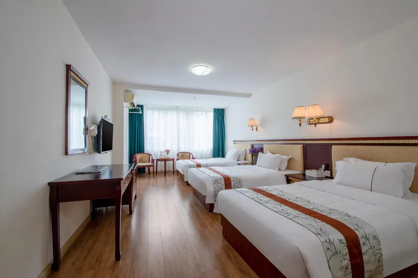 Ying Peng Shang Wu Hotel - Image 1
