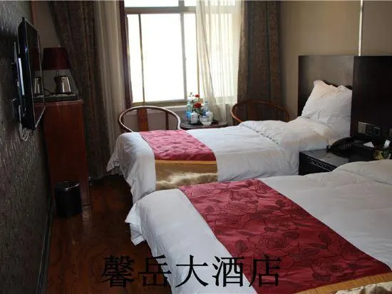 Xinyue Hotel - Image 1