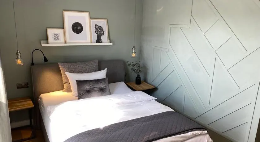 Boutique Hotel Lindenhof, Bed & Breakfast - Image 1