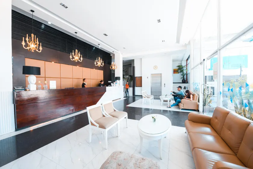 Hotel Pier Cuatro - Image 1