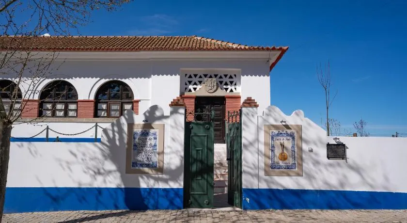 Escola do Fado - Image 1