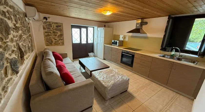 joanna's cottage - Image 1