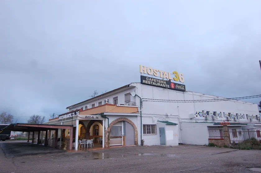 Hostal El 36 - Image 1