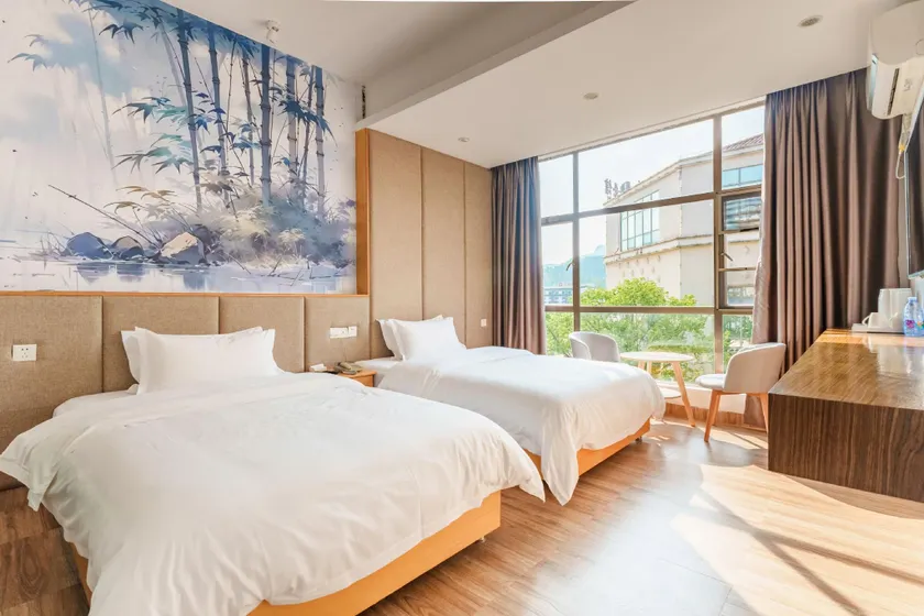 Shuifeng Danxia Homestay - Image 1
