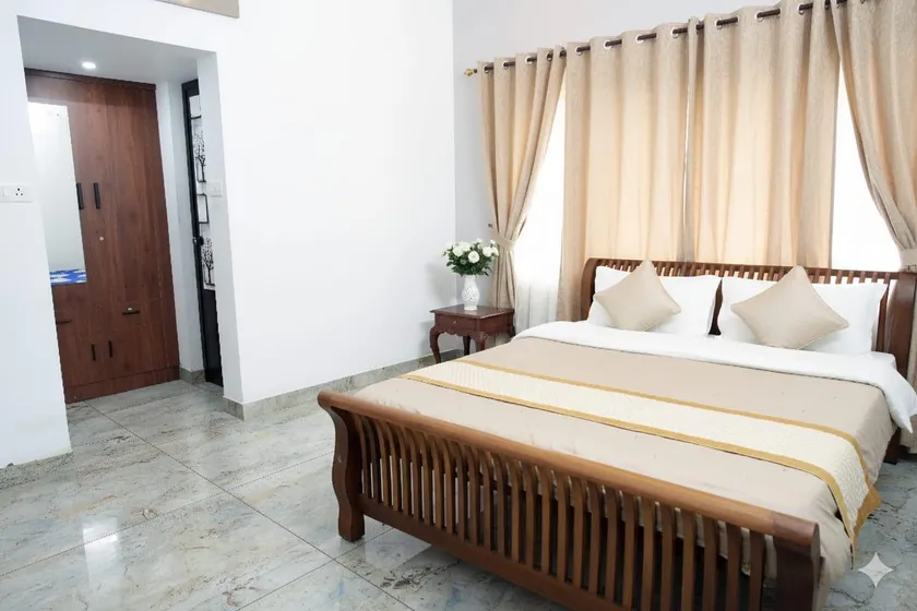 PATHIRAMANAL Service Villas - Image 1