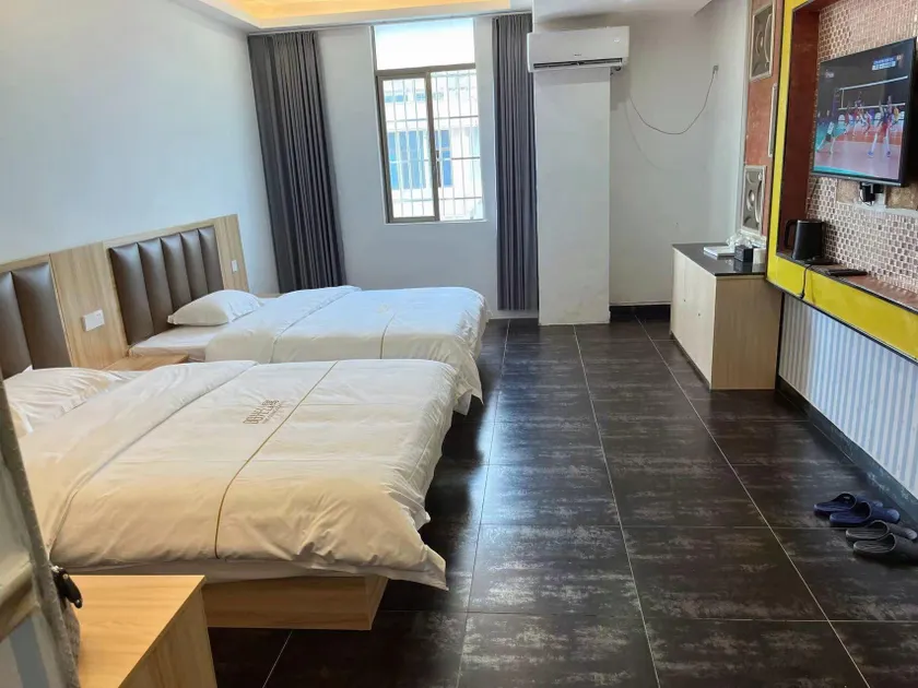 Sunshine Apartment (Siqian Town Cinema Branch) - Image 1