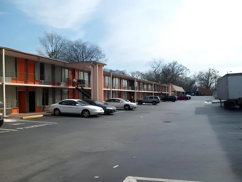 College Inn Spartanburg - Image 1