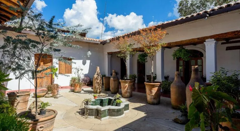 Casa I. Madero - Image 1