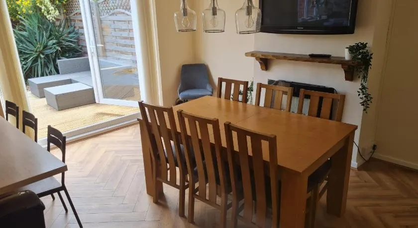 Crabtree House - Image 1