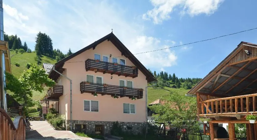 Vila Moecel - Image 1