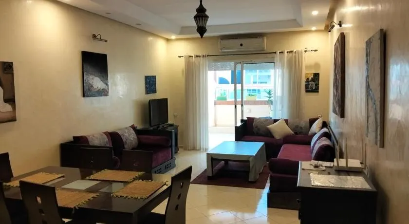 Appart Najia au Centre Kenitra avec grande Terrasse - Image 1