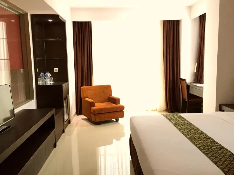 Grand Hawaii Hotel Pekanbaru - Image 1