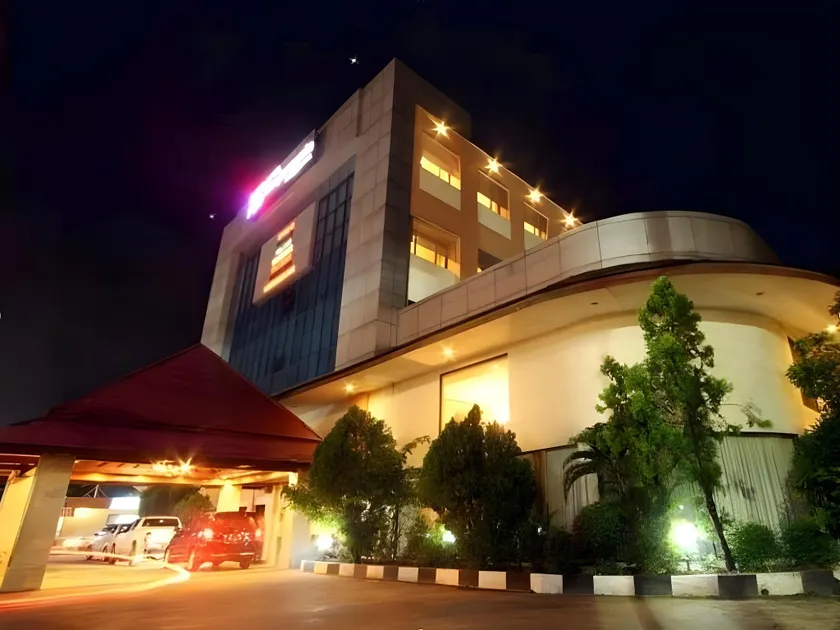 Hotel Banjarmasin International - Image 1