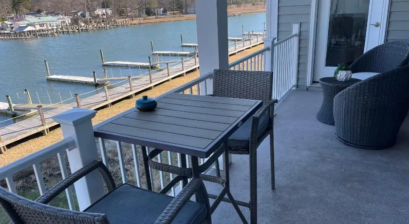 Love Creek Retreat - Image 1
