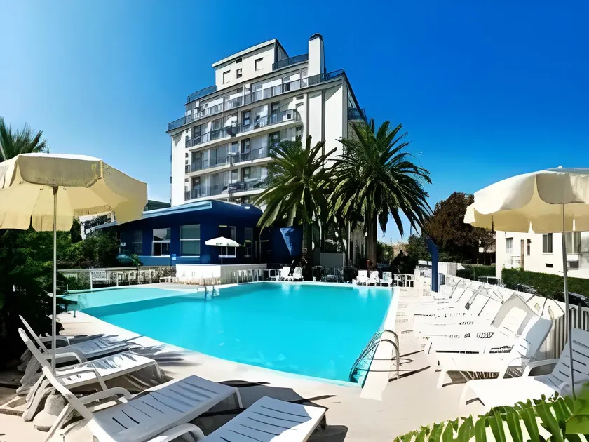 Hotel Bernard - Image 1