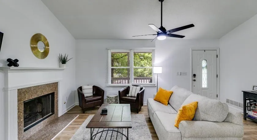 Tranquil Hideaway Home - Pet-friendly - Image 1