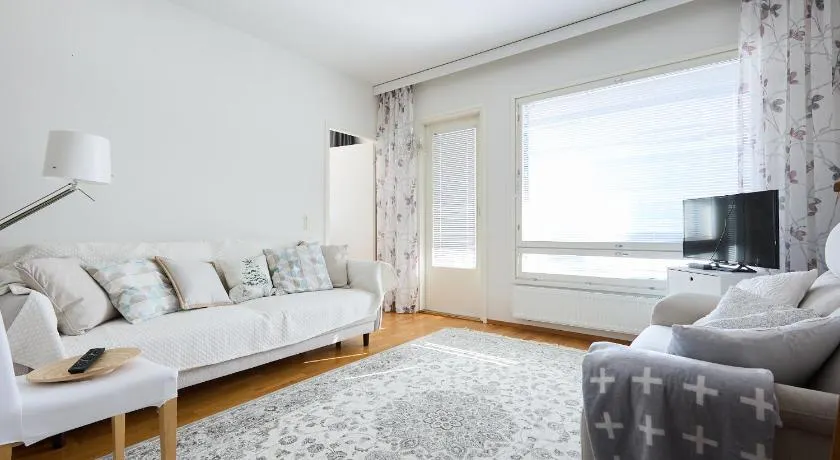 Bright Central Raisio 1BR Apt - Balcony & Sauna - Image 1