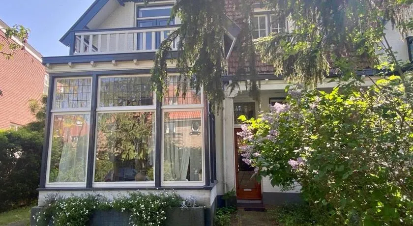 Authentic villa near Amsterdam and nature - Image 1