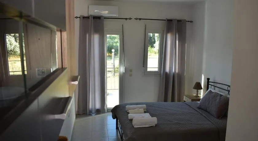 Chliara apartments by Tzalas - Image 1