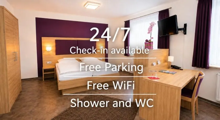 Hotel Pale Wolfsburg 24H - Image 1