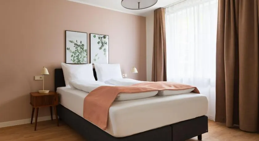 Limehome Kortrijk Gentsestraat - Image 1