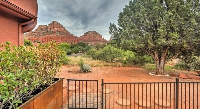 Beautiful Sedona Home Near Chapel of the Holy Cross - Image 1