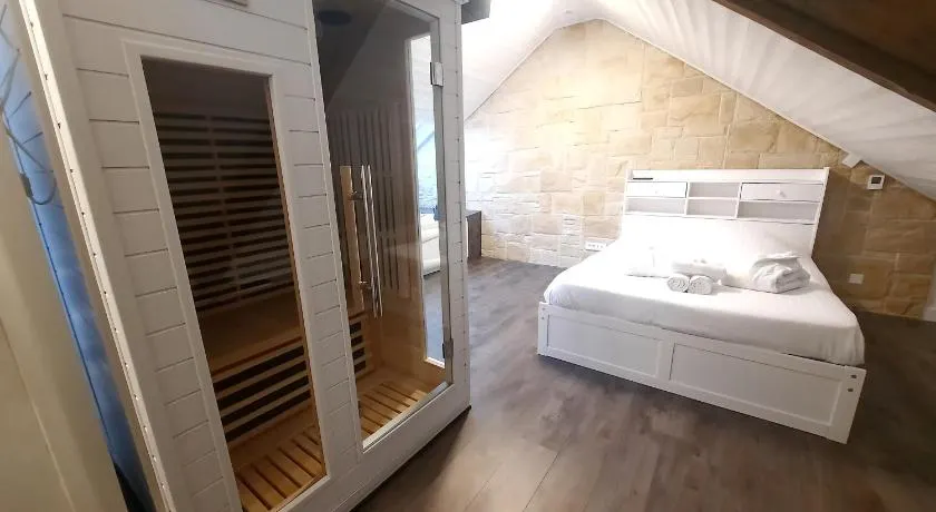 L'Opale - Sauna et Jacuzzi - Image 1