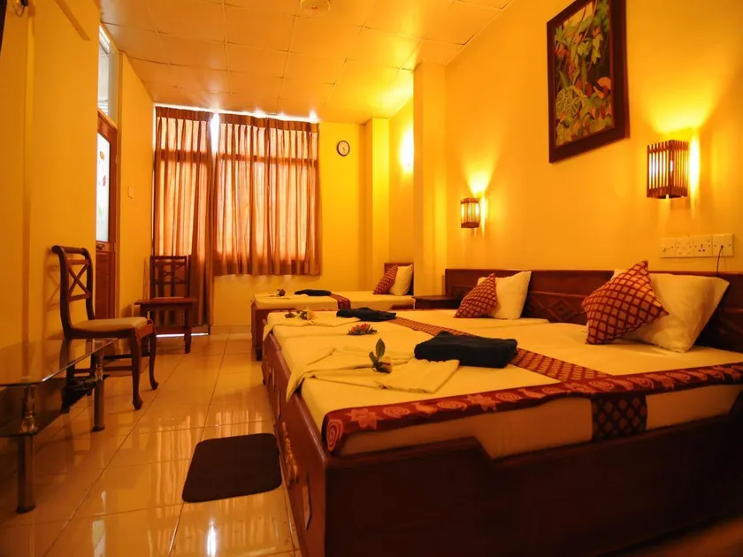 Brighten Hotel - Image 1