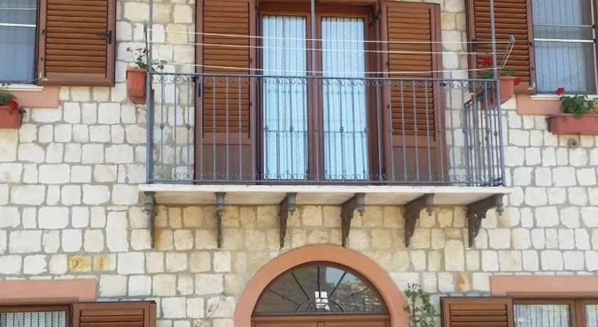 La Casa In Pietra - Image 1