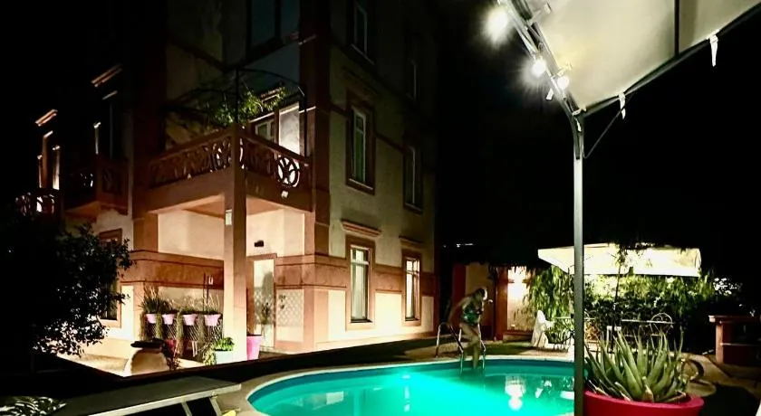 Maison Belle Époque & suites with pool - Image 1