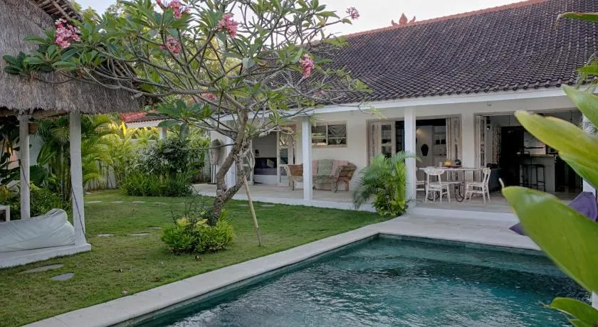 Villa Tom & Lucie Bingin Beach - Image 1