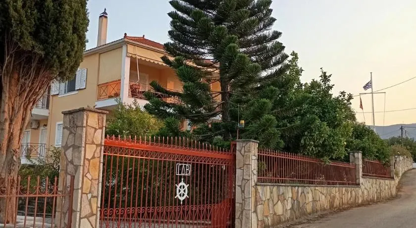 PENELOPE'S apartment - Image 1