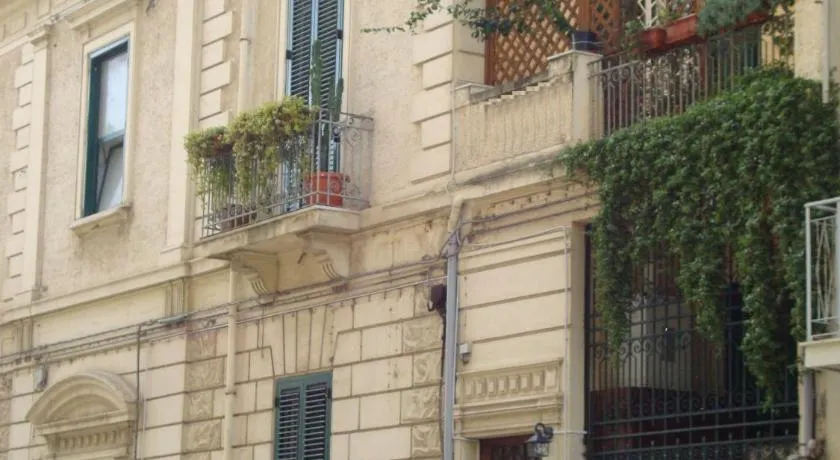 La Maison des Livres - Image 1
