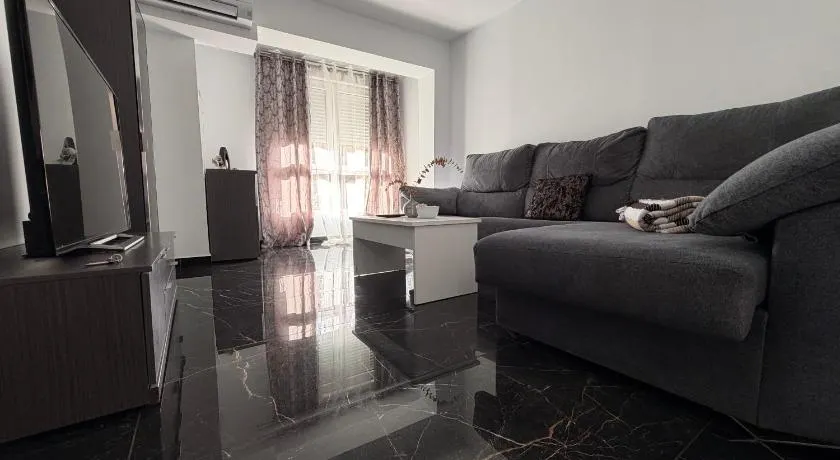 CASTELLON DELUXE - Image 1