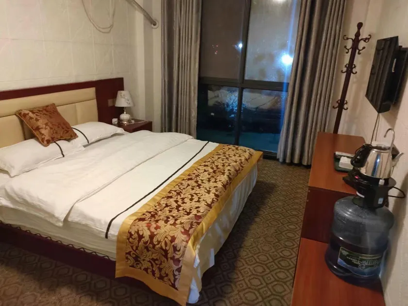Shunjiangyuan Business Hotel - Image 1