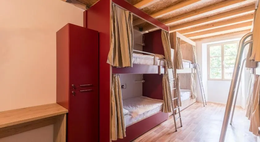 Hostel Antique - Image 1
