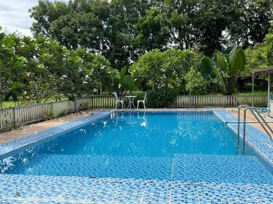 BAANROWWANGNUMYENRESORT - Image 1