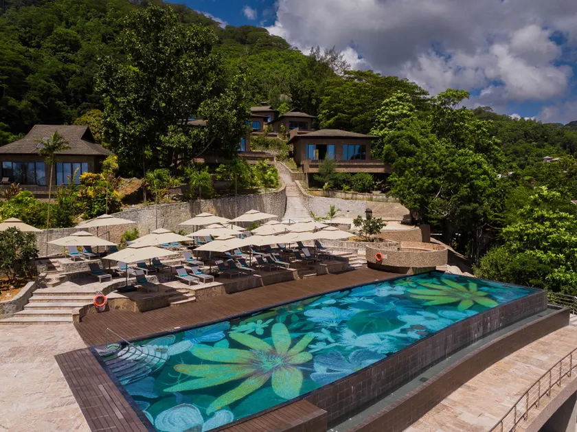 Gardens Hill Resort & Spa - Image 1