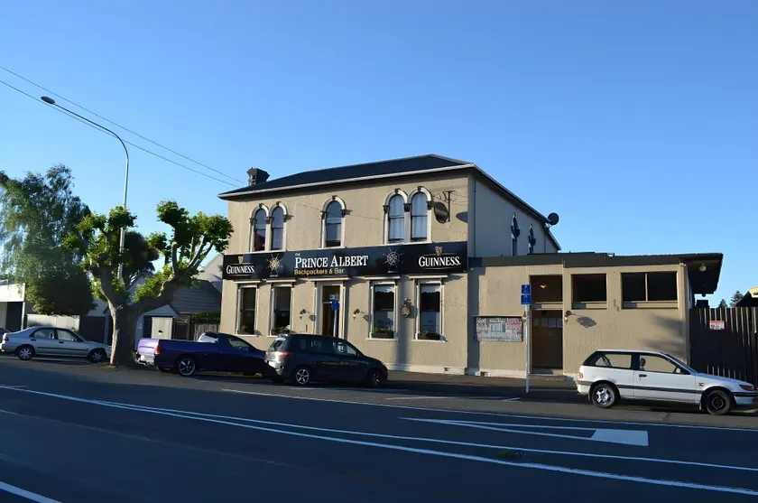 The Prince Albert Backpackers & Bar - Image 1