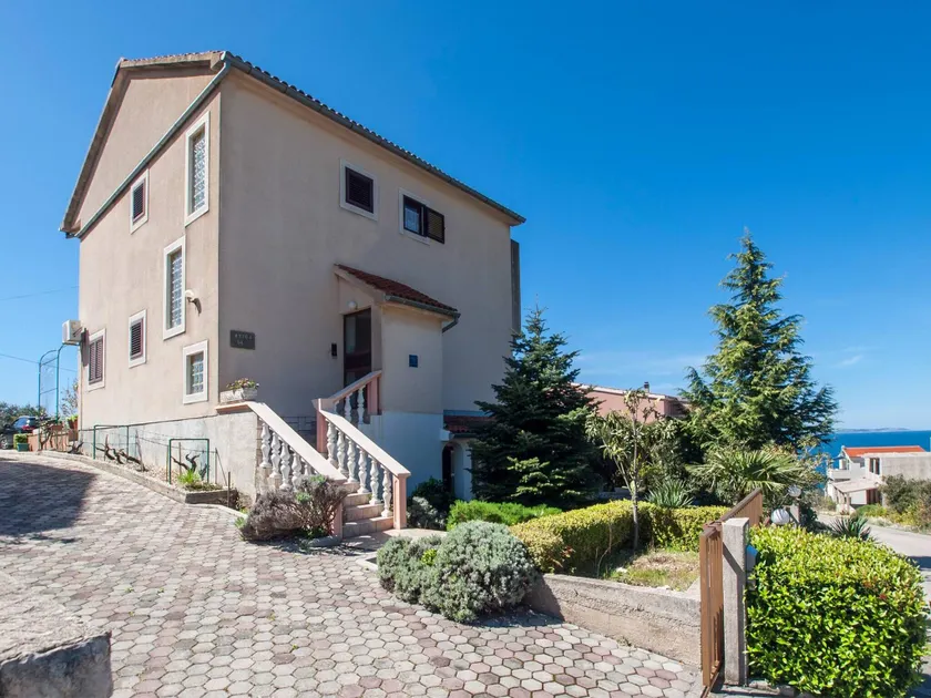 Beautiful apartment near Rtic beach - Image 1