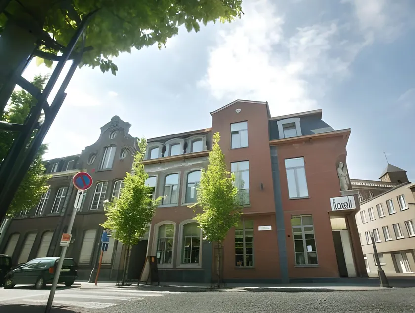 Hotel Florent - Image 1